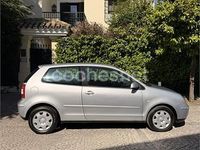 Usado VW Polo Match 75 CV (55 kW) 2005 Gris / plata Utilitario