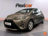 Usado Toyota Yaris Hybrid Active 99 CV (72 kW) 2022 Marrón Utilitario