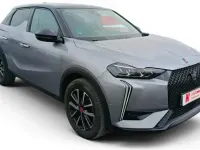 Usado DS Automobiles DS3 Crossback Performance 131 CV (96 kW) 2023 Gris / plata SUV
