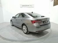Usado Skoda Octavia Selection 150 CV (110 kW) 2025 Gris Berlina