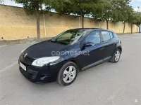 Usado Renault Mégane III Dynamique 105 CV (77 kW) 2009 Azul Berlina