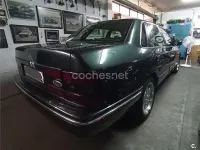 Usado Ford Scorpio Ghia 195 CV (143 kW) 1992 Verde Berlina