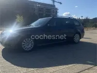 Usado BMW 318 122 CV (89 kW) 2008 Negro Familiar