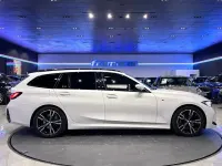 Usado BMW 318 Sport Line 150 CV (110 kW) 2025 Blanco Familiar
