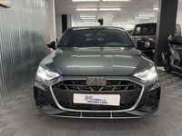 Usado Audi S3 Sportback Ambiente 333 CV (244 kW) 2024 Gris Utilitario