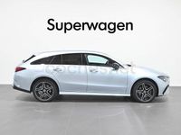 Usado Mercedes CLA250e Shooting Brake 218 CV (160 kW) 2024 Gris / plata Familiar