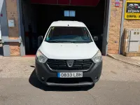 Usado Dacia Dokker Essentiel 98 CV (72 kW) 2019 Blanco Monovolumen