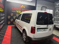 Usado VW Caddy Edition 102 CV (75 kW) 2018 Blanco Monovolumen