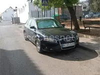Usado Audi A4 140 CV (102 kW) 2005 Azul Familiar
