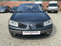 Usado Renault Mégane Expression 130 CV (95 kW) 2007 Gris / plata Berlina