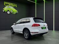 Second-hand VW Touareg 262 CP (192 kW) 2015 Alb SUV