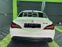Usado Mercedes CLA180 122 CV (89 kW) 2016 Blanco Coupe