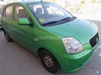 Usado Kia Picanto LX 61 CV (44 kW) 2005 Verde Utilitario