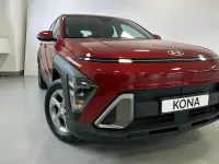 Usado Hyundai Kona 129 CV (94 kW) 2025 Granate SUV
