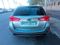 Usado Toyota Auris Touring Sports Advance 136 CV (100 kW) 2014 Gris Familiar