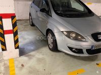 Usado Seat Altea Reference 105 CV (77 kW) 2005 Gris / plata Monovolumen