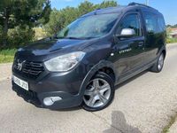 Usado Dacia Dokker Stepway 90 HP (66 kW) 2017 Cinzento Monovolume
