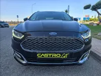 Usado Ford Mondeo Vignale 240 CV (176 kW) 2015 Negro Familiar