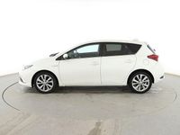 Usado Toyota Auris Hybrid Business Edition 136 CV (100 kW) 2016 Blanco Utilitario