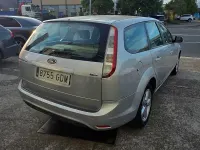 Usado Ford Focus Trend 109 CV (80 kW) 2008 Gris / plata Familiar