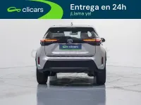 Usado Toyota Yaris Cross Active 116 CV (85 kW) 2022 Gris / plata SUV