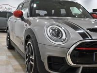 Usado Mini John Cooper Works Clubman 231 CV (169 kW) 2017 Gris / plata Familiar
