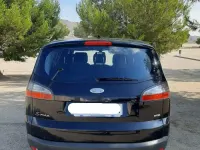 Usado Ford S-MAX Trend 140 CV (102 kW) 2009 Negro Monovolumen