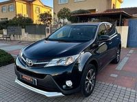 Usado Toyota RAV4 Executive 150 CV (110 kW) 2015 Negro SUV