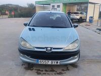 Usado Peugeot 206 70 CV (51 kW) 2003 Azul Berlina