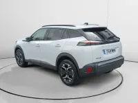 Usado Peugeot 2008 Allure 130 CV (95 kW) 2023 Blanco SUV