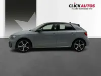 Usado Audi A1 Comfort 116 CV (85 kW) 2026 Gris SUV