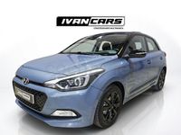 Usado Hyundai i20 84 CV (61 kW) 2015 Gris / plata Berlina