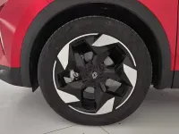 Usado Renault Captur Techno 100 CV (73 kW) 2025 Rojo SUV