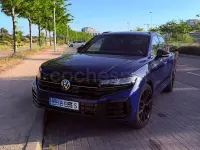 Käytetty VW Touareg R 462 HP (339 kW) 2024 Sininen Katumaasturi
