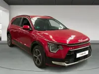 Usado Kia Niro 129 CV (94 kW) 2025 Rojo SUV