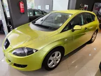 Usado Seat Leon Ecomotive 105 CV (77 kW) 2009 Verde Utilitario