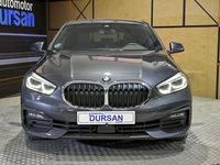 Usado BMW 118 Comfort Edition 150 CV (110 kW) 2020 Gris Utilitario