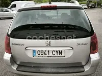 Usado Peugeot 307 90 CV (66 kW) 2004 Gris / plata Berlina