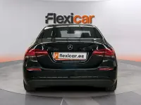 Usado Mercedes A180 116 CV (85 kW) 2019 Negro Berlina