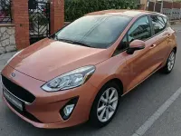 Usado Ford Fiesta Active 100 CV (73 kW) 2018 Rosa Utilitario