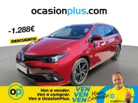 Usado Toyota Auris Hybrid Edition 136 CV (100 kW) 2018 Rojo Familiar