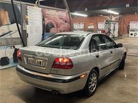 Usado Volvo S40 122 CV (89 kW) 2002 Gris / plata Berlina