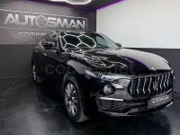 Usado Maserati Levante 330 CV (242 kW) 2021 Negro SUV