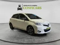 Usado Toyota Yaris Active 90 CV (66 kW) 2014 Blanco Utilitario