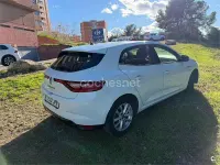 Usado Renault Mégane Zen 130 CV (95 kW) 2016 Blanco Berlina