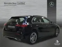 Usado Mercedes A180 AMG line 136 CV (100 kW) 2025 Negro Berlina
