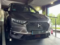 Usado DS Automobiles DS7 Crossback So Chic 180 CV (132 kW) 2020 Gris / plata SUV