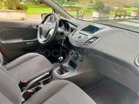 Usado Ford Fiesta Trend 82 CV (60 kW) 2013 Blanco Utilitario