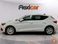 Używany Seat Leon Style 116 KM (85 kW) 2025 Biały Sedan/Limuzyna