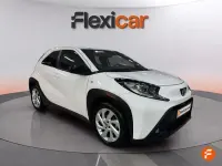 Usado Toyota Aygo 72 CV (52 kW) 2024 Blanco